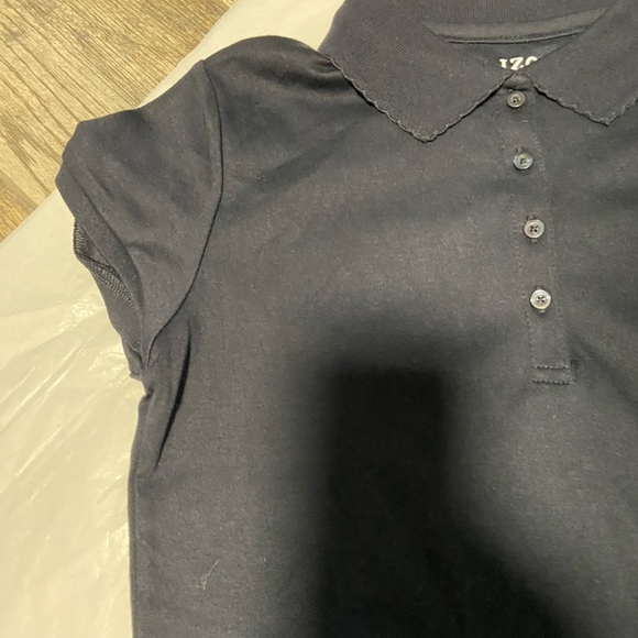 IZOD approved school wear uniform top. - Picture 5 of 10